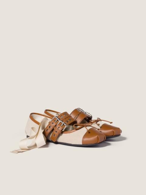 Canvas and leather ballerinas