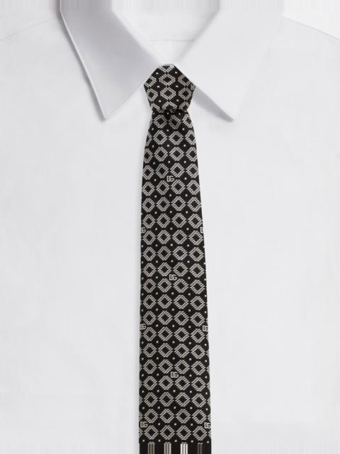 Silk jacquard tie with DG logo