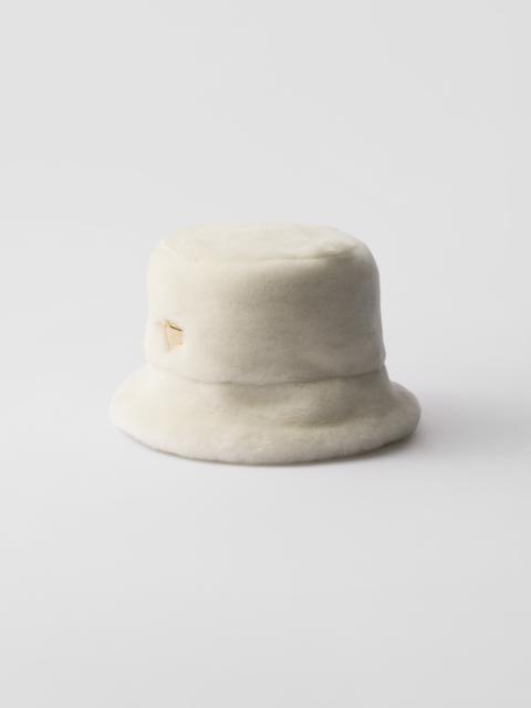 Shearling bucket hat