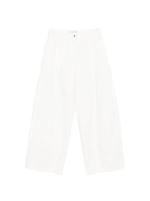 System Button-fastening Pleated Jeans