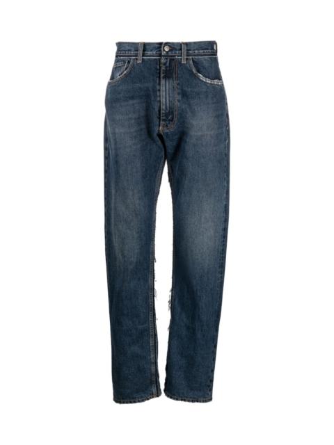 MID-RISE TAPERED-LEG JEANS