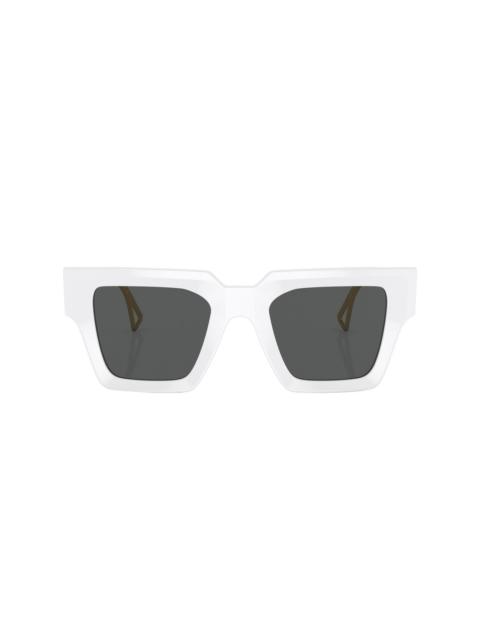 logo-embossed square-frame sunglasses