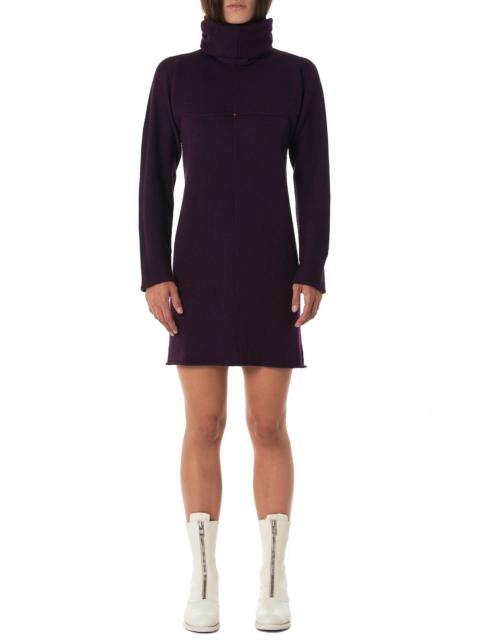 Single Cut Turtleneck Dress