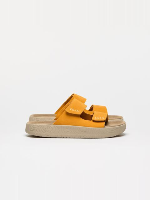 ETNA SUEDE SAFRAN ALMOND