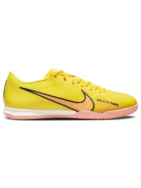 Nike Zoom Mercurial Vapor 15 Academy IC Yellow Strike Sunset Glow