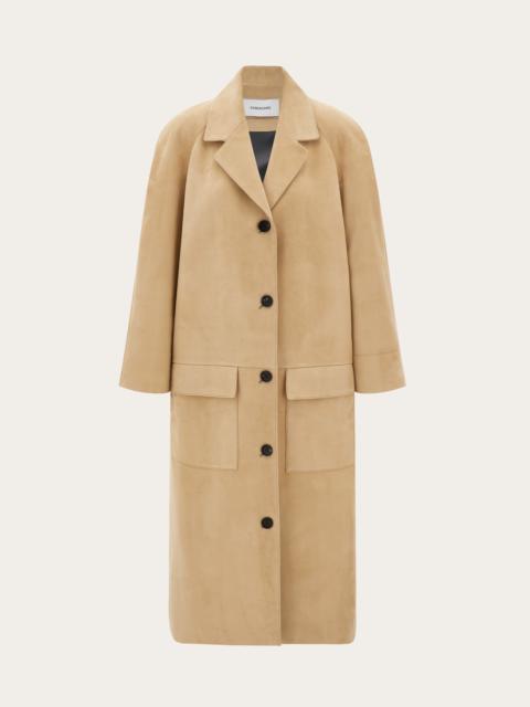 Single breasted suede coat
