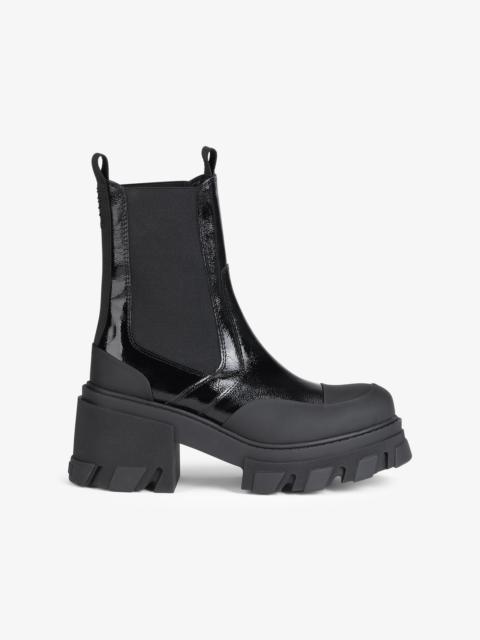 BLACK CLEATED HEELED MID CHELSEA BOOTS