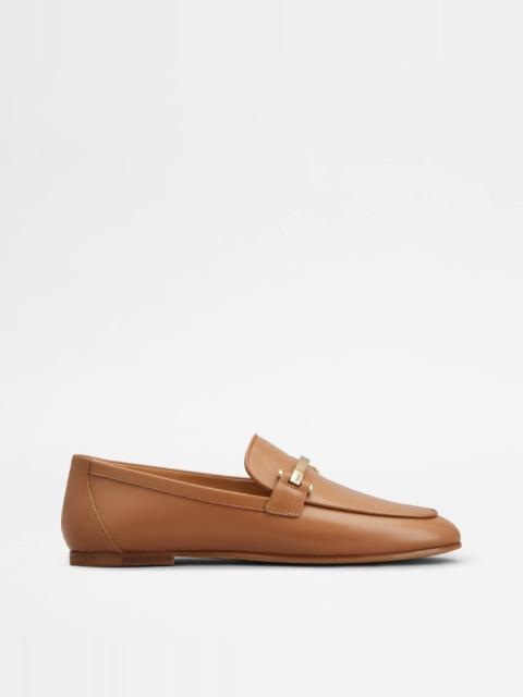 LOAFERS IN LEATHER - BROWN