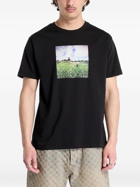 graphic-print T-shirt