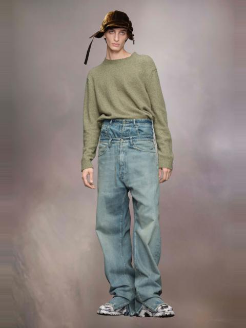 Pilling knitwear sweater