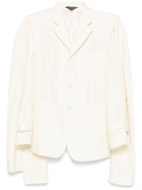 detachable-sleeves waistcoat