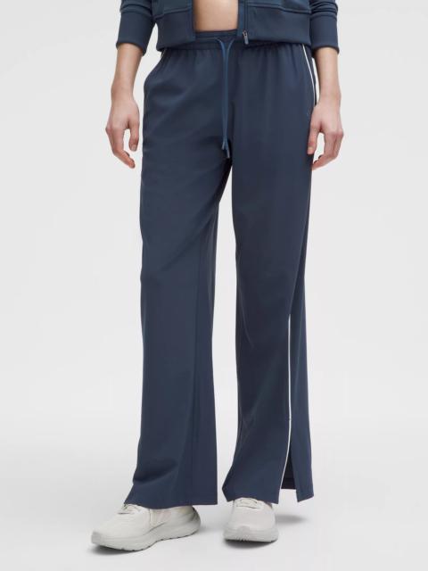 Court Rival Wide-Leg Track Pant *Regular