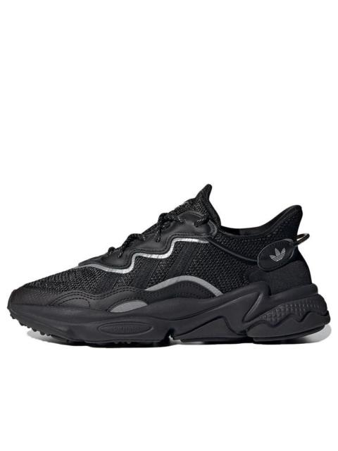 (WMNS) adidas Ozweego 'Black Reflective' Q46168
