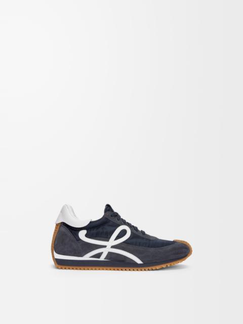 Flow Runner 2.0 in nylon and suede