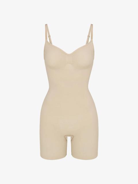 Sculpt ruched stretch-woven body