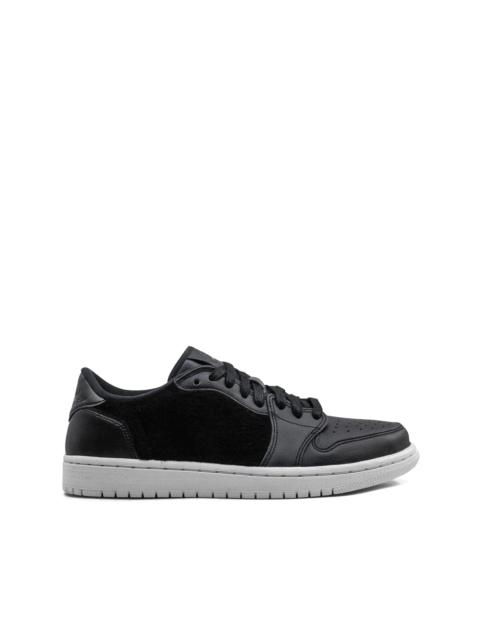 Air Jordan 1 Retro Low no swoosh - black