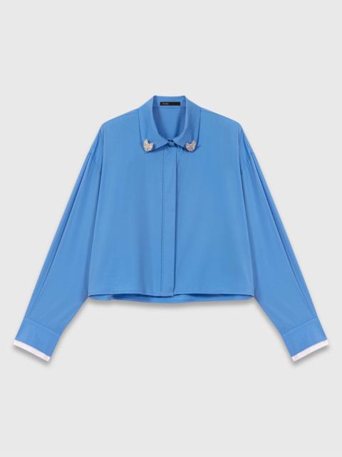 Shirt with removable jewellery