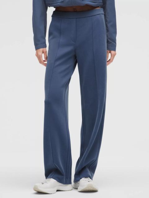 Softstreme Pintuck Mid-Rise Pant *Regular