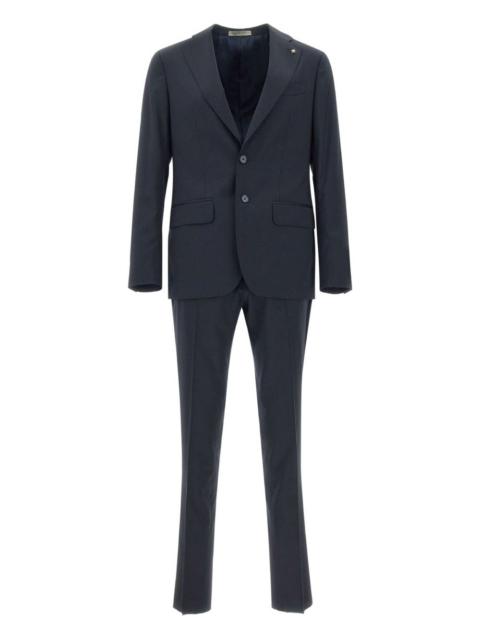 single-breasted suit