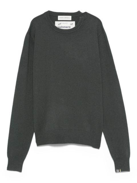 round-neck cashmere-blend sweater