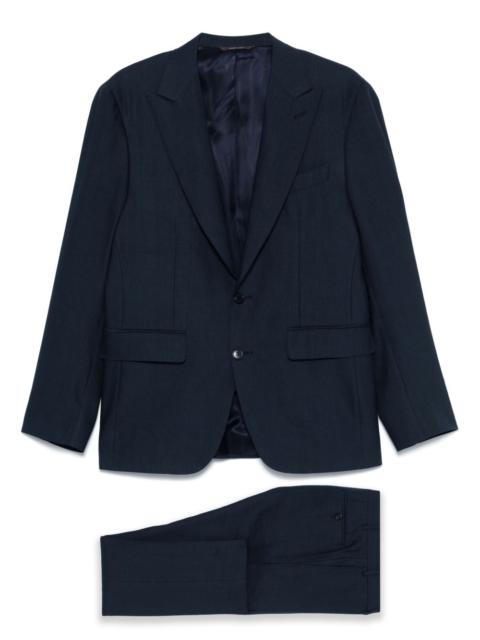 single-breasted suit