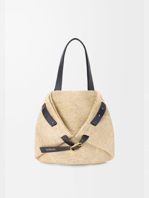 Medium Punch Hole shopper in raffia