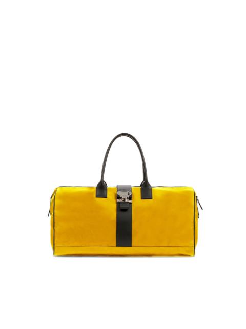 butterfly-lock luggage bag