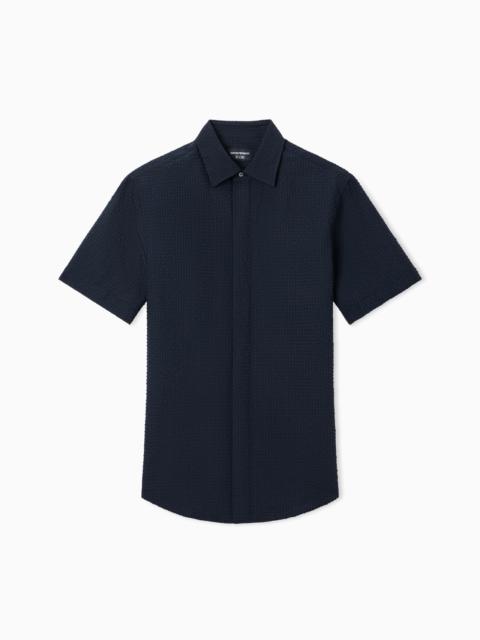 ICON SHORT-SLEEVED TECHNICAL SEERSUCKER SHIRT