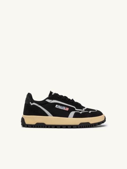 WILDPACE LOW SNEAKERS IN BLACK MESH AND SUEDE