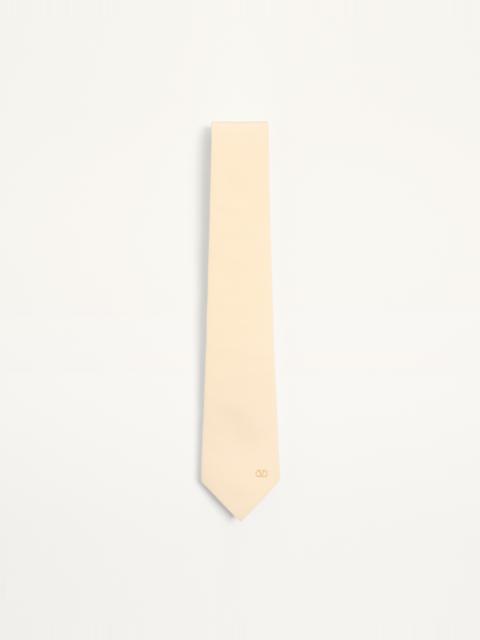 VALENTIE SILK TIE WITH VLOGO SIGNATURE DETAIL
