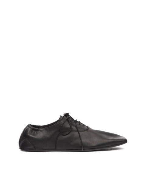 square-toe Oxford shoes