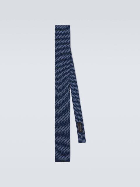 Knitted silk tie