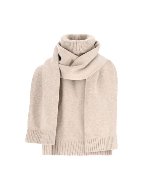 roll-neck scarf