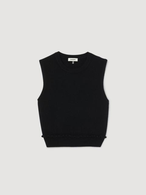 RUFFLED CROPPED SWEATER