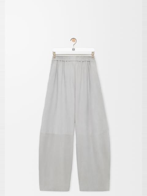 Barrel trousers in suede goatskin