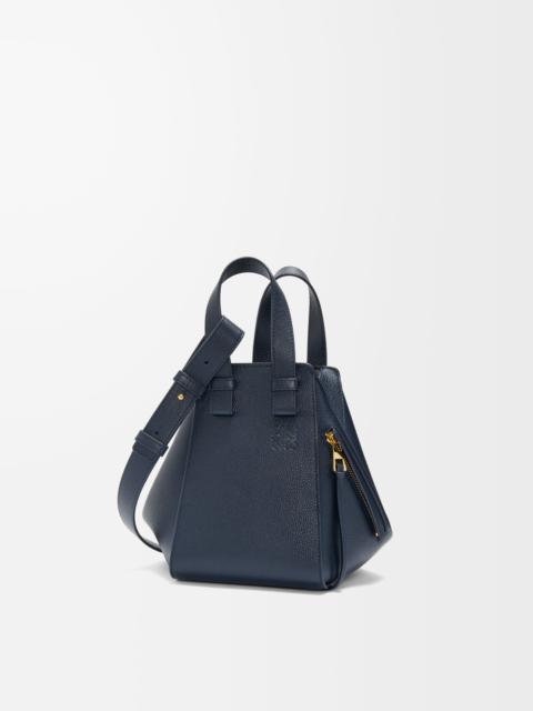 Compact Hammock bag in soft grained calfskin