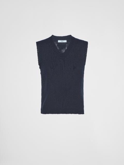 Cashmere vest