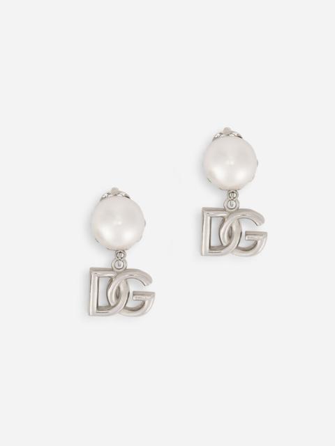 Drop earrings with pearls and DG logo