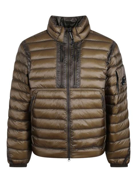 zip-fastening padded jacket