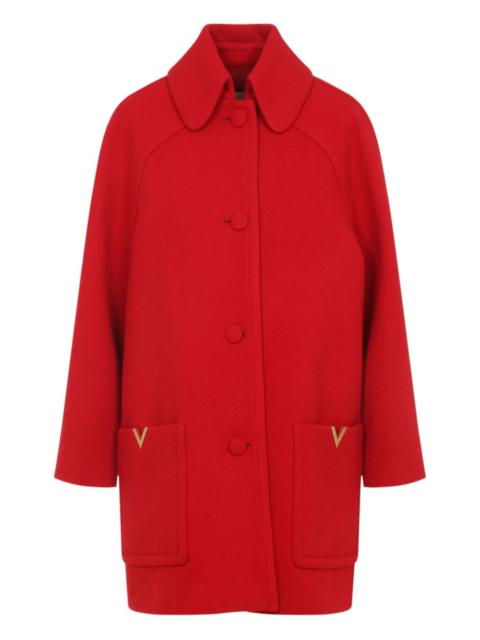 button-fastening wool coat