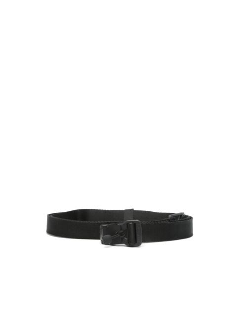 buckle-fastening belt