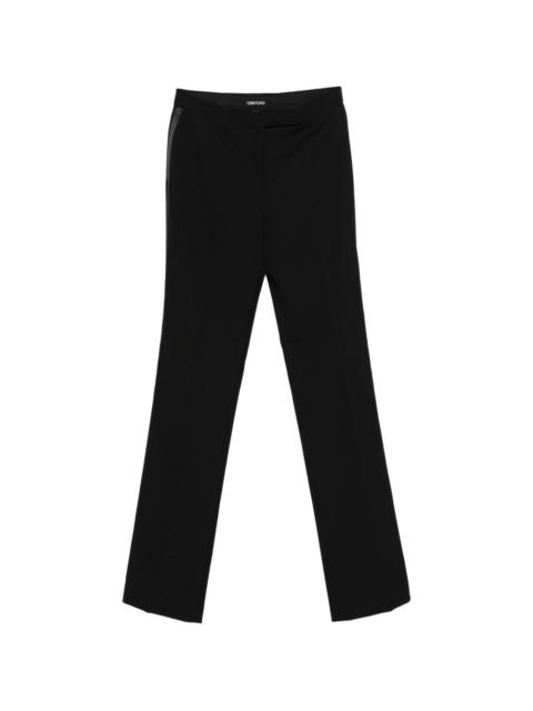 side-pockets trousers