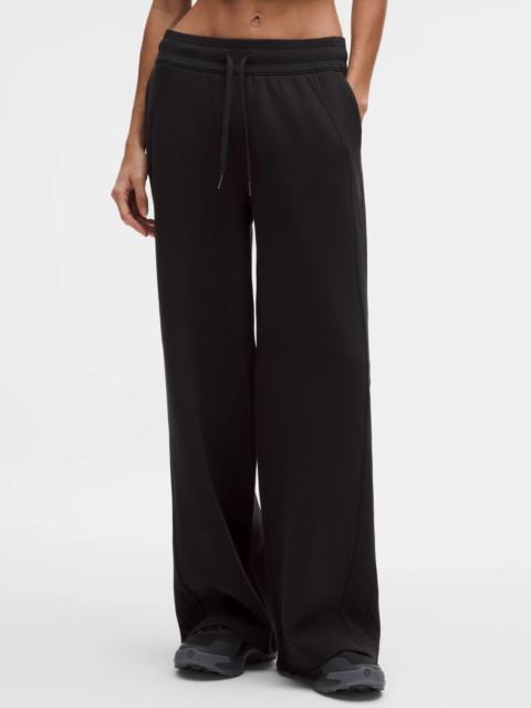 Scuba Mid-Rise Wide-Leg Pant *Short