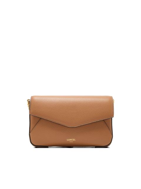 Envelope de Lancel chain wallet