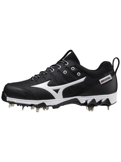 9-Spike Swift 7 Low Womens Metal Softball Cleat