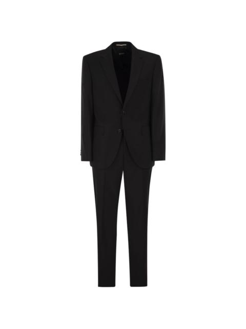 single-breasted suit