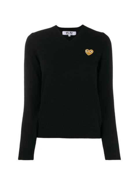 WOMENS V-NECK PULLOVER WITH GOLD HEART - BLACK