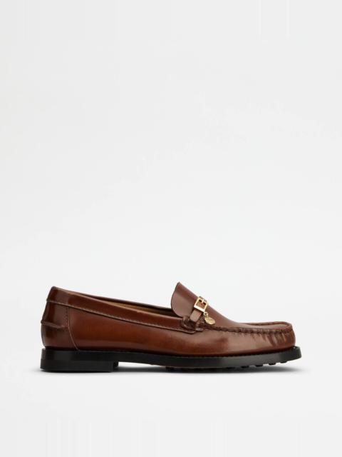 LOAFERS IN LEATHER - BROWN