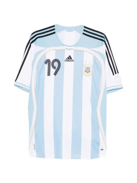 striped-pattern T-shirt