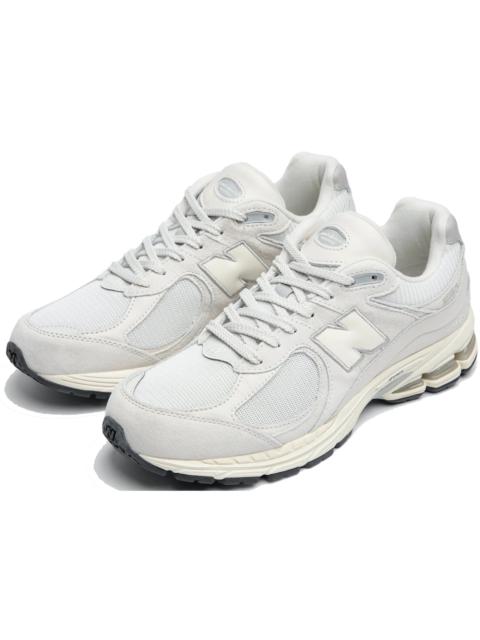 New Balance 2002R Linen Fog Rain Cloud